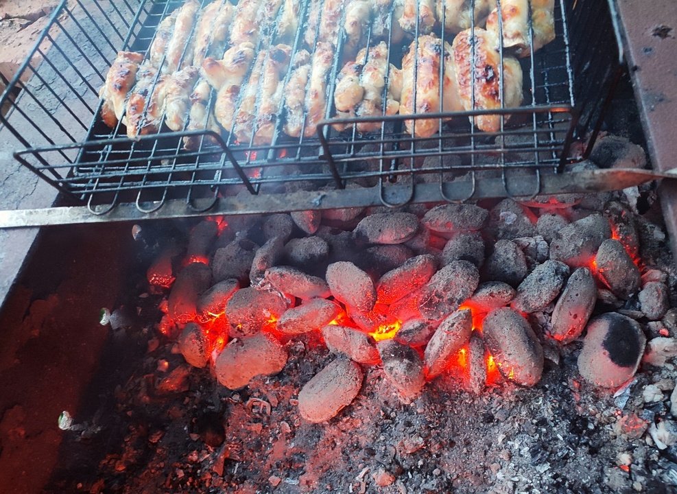 📌 Готовим на даче Куриные крылья в медово-горчичном маринаде